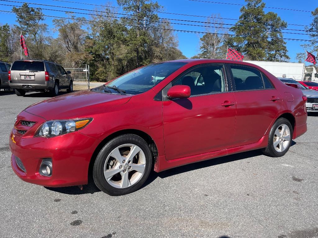 2013 Toyota Corolla S's photo