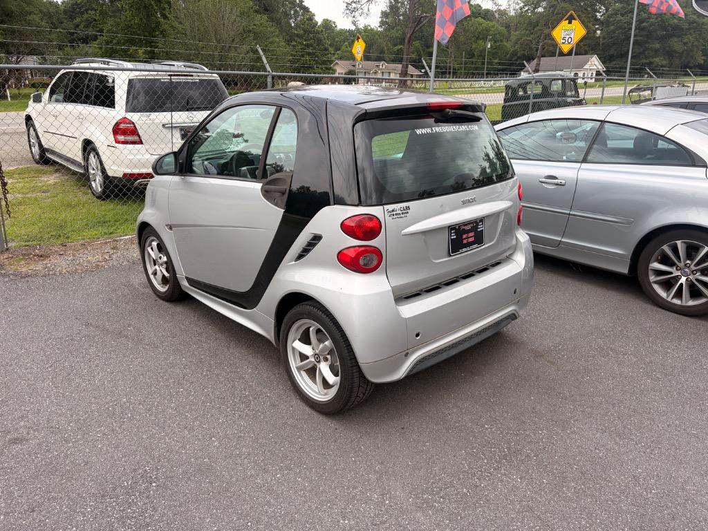 2015 smart fortwo pure's photo